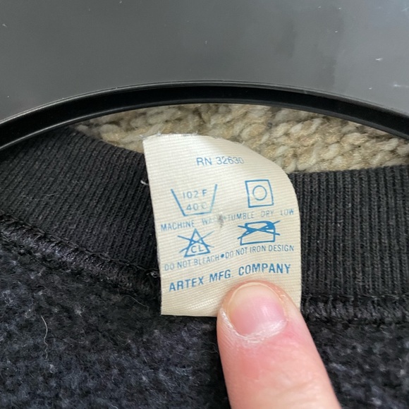 Vintage 1989 Taz Christmas Sweatshirt XL - Picture 7 of 7